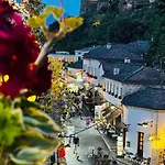 Alsara 招待所 Gjirokastër