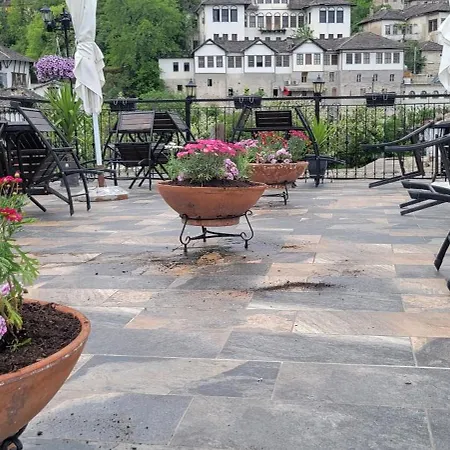 Alsara Pensión Gjirokastër